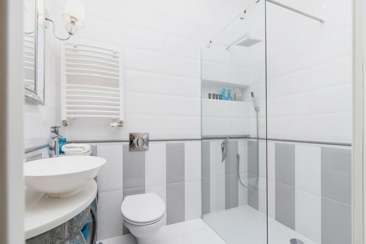 Modern Apartment Lubicz Krakow By Noclegi Renters Exteriör bild