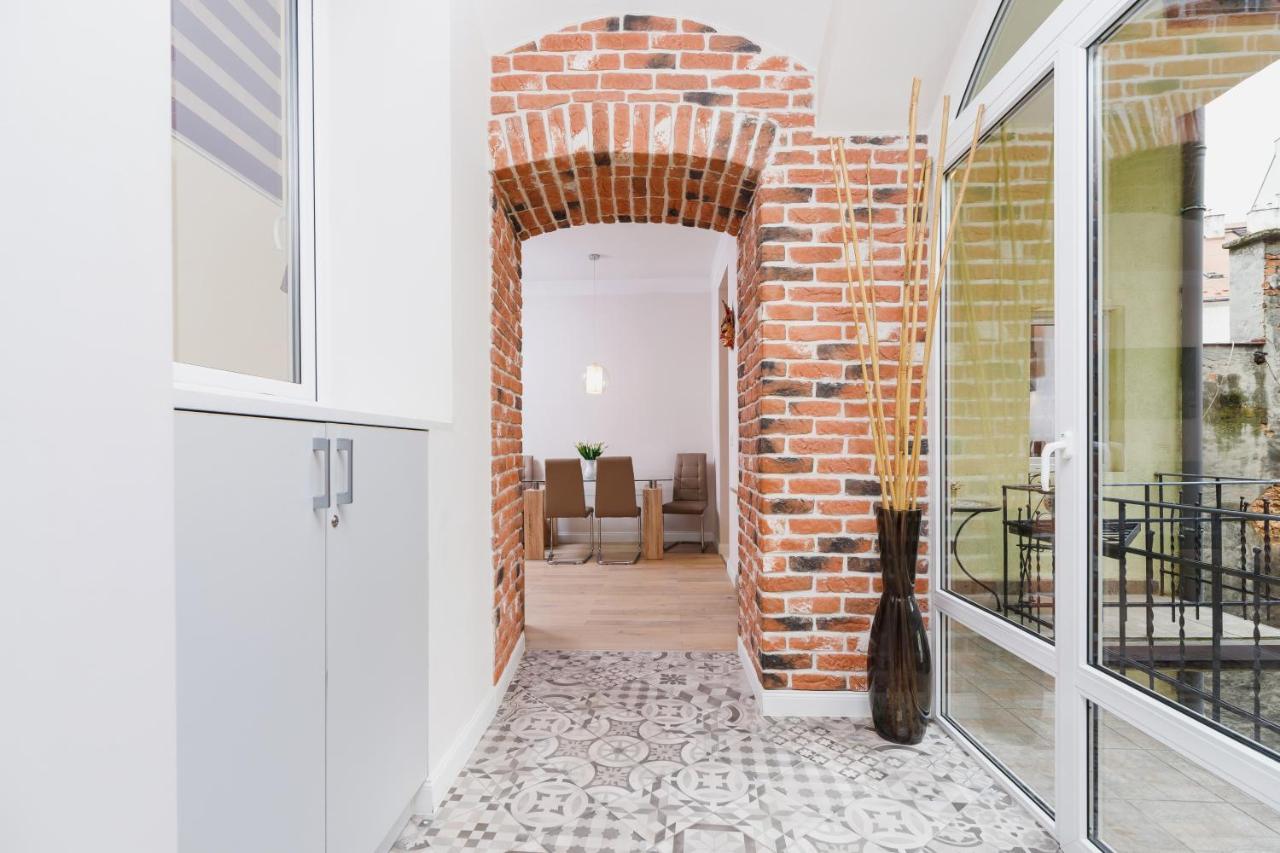 Modern Apartment Lubicz Krakow By Noclegi Renters Exteriör bild